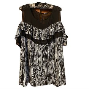 Lane Bryant Size 26/28 Cold Shoulder Zebra Print